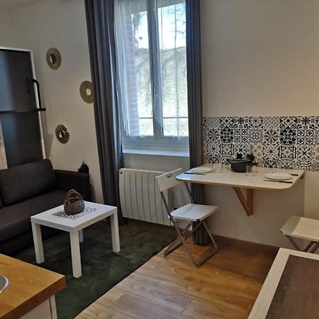 Superbe Studio Face Au Chateau Gisors Eksteriør bilde