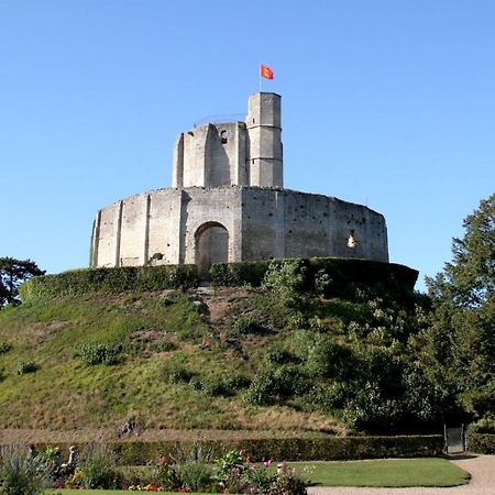 Superbe Studio Face Au Chateau Gisors Eksteriør bilde